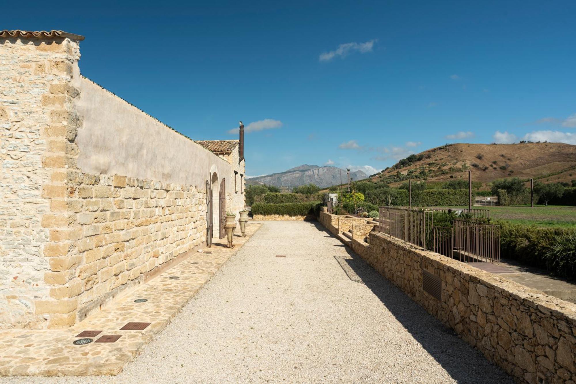 Tenute Baglio Passofondo Alcamo Luaran gambar