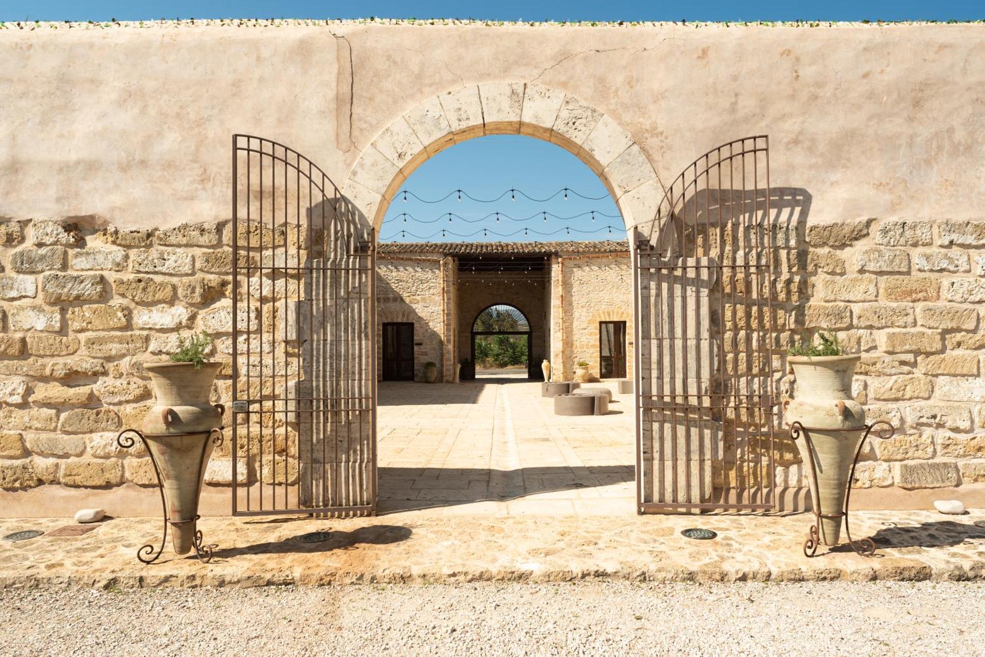 Tenute Baglio Passofondo Alcamo Luaran gambar